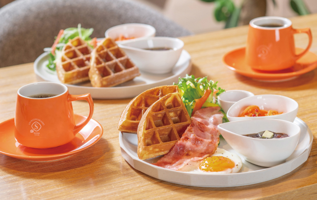 モーニングワッフル